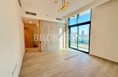 شقة - غرفة نوم - 2 حمامات للايجار في ذا ايست كريست - ديستريكت 17 - قرية جميرا الدائرية - دبي