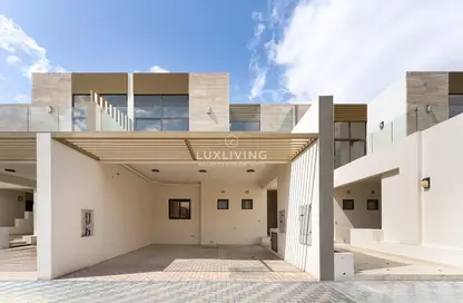 Villa - 4 Bedrooms - 5 Bathrooms for rent in Viridian at the Fields - District 11 - Mohammed Bin Rashid City - Dubai