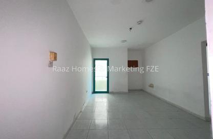 Apartment - 1 - 1 for rent in Al Nabaa Building - Al Naba'ah - Al Sharq - Sharjah Apartment - 1 - 1 for rent in Al Nabaa Building - Al Naba'ah - Al Sharq - Sharjah