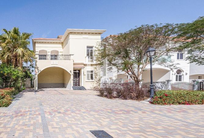 98678978 - Property Image 2