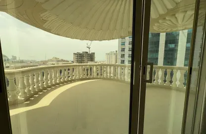 Apartment - 4 Bedrooms - 5 Bathrooms for rent in Thuraya Al Majaz Building - Al Majaz 3 - Al Majaz - Sharjah