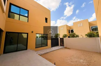 فيلا - 4 غرف نوم - 5 حمامات للايجار في مدينة الشارقة المستدامة - الشارقة