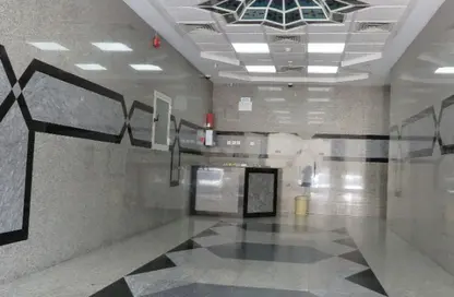 شقة - 2 غرف نوم - 2 حمامات للايجار في بناية أبو شغارة - أبو شغارة - الشارقة شقة - 2 غرف نوم - 2 حمامات للايجار في بناية أبو شغارة - أبو شغارة - الشارقة