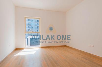 Apartment - 2 Bedrooms - 2 Bathrooms for sale in Waters Edge - Yas Island - Abu Dhabi