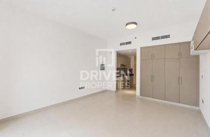 Apartment - Studio - 1 for rent in Al Waleed Garden 2 - Al Waleed Garden - Al Jaddaf - Dubai Apartment - Studio - 1 for rent in Al Waleed Garden 2 - Al Waleed Garden - Al Jaddaf - Dubai