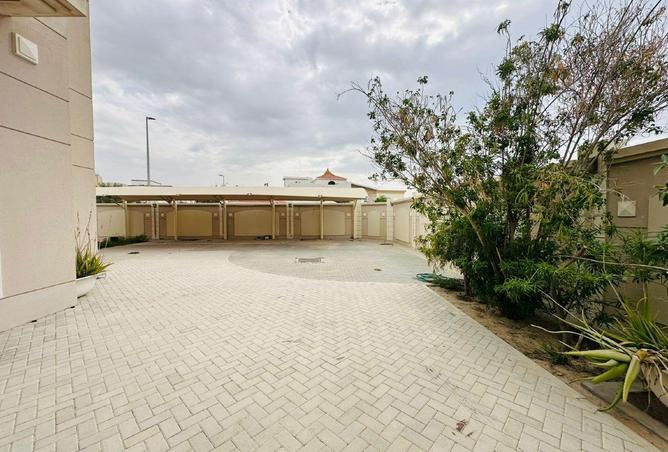 78187960 - Property Image 2