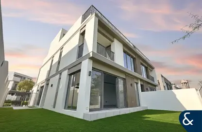 فيلا - 5 غرف نوم - 6 حمامات للايجار في اورا - تلال الغاف - دبي