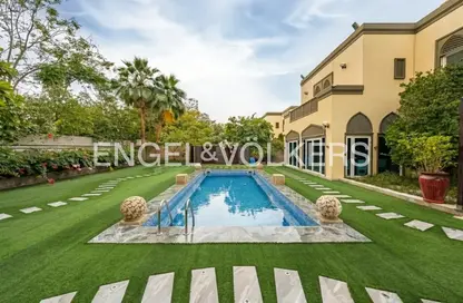 Villa - 5 Bedrooms - 6 Bathrooms for rent in District 1 - Royal Park - Jumeirah Park - Dubai