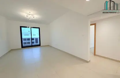 Apartment - 2 Bedrooms - 3 Bathrooms for rent in Haas Building - Jumeirah Garden City - Al Satwa - Dubai