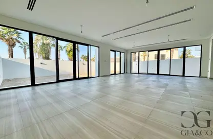 فيلا - 6 غرف نوم - 6 حمامات للبيع في جرين وودز - داماك هيلز - دبي