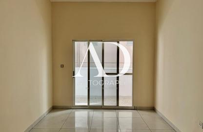 Apartment - 2 Bedrooms - 3 Bathrooms for rent in Samayen Suites 2 - Al Muraqqabat - Deira - Dubai Apartment - 2 Bedrooms - 3 Bathrooms for rent in Samayen Suites 2 - Al Muraqqabat - Deira - Dubai