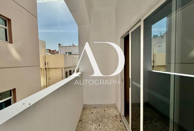 98703383 - Property Main Image