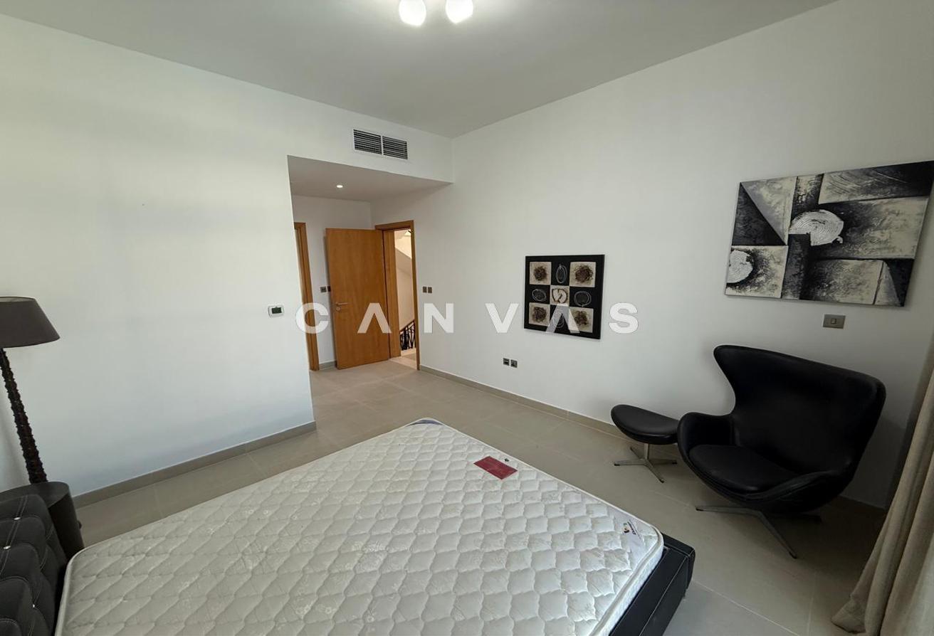 4BR + Maids | Luxury Palm Villa | Fully Furnished photo 9