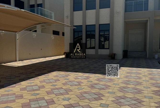 128387614 - Property Image 2