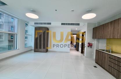 Apartment - Studio - 1 for rent in DXB Tower - Sheikh Zayed Road - Dubai Apartment - Studio - 1 for rent in DXB Tower - Sheikh Zayed Road - Dubai