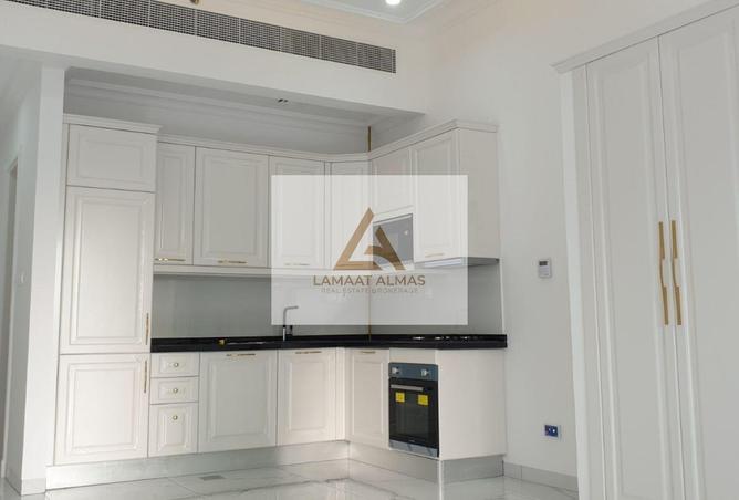 135608980 - Property Image 2