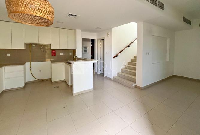 83225762 - Property Image 3