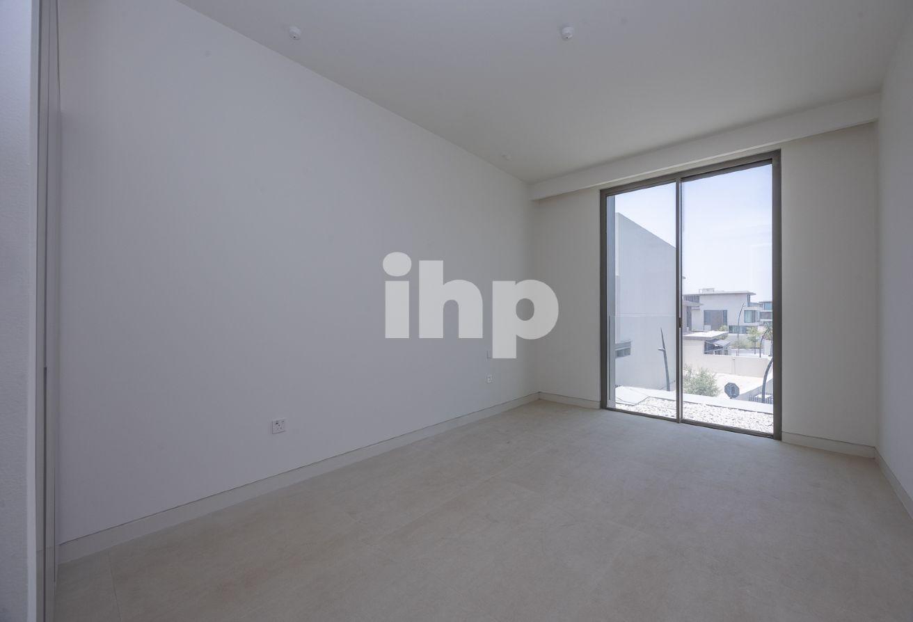 Single row | Spacious | Brand new | G+1 photo 16