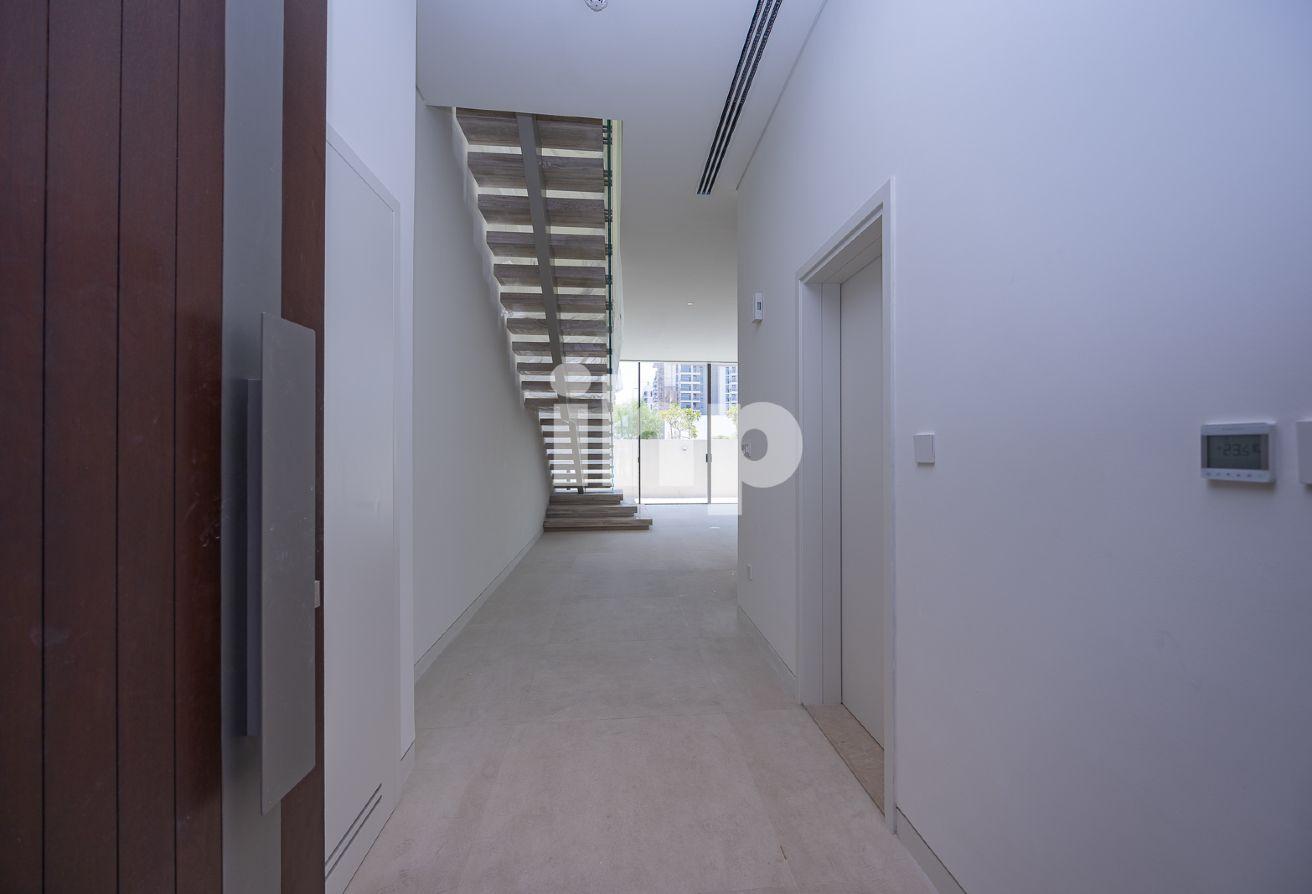 Single row | Spacious | Brand new | G+1 photo 8