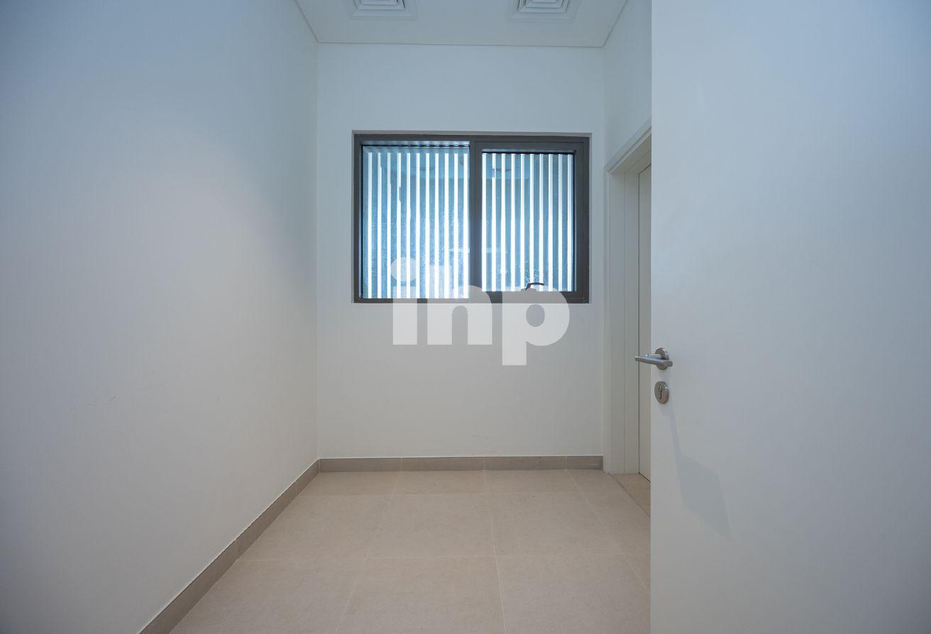 Single row | Spacious | Brand new | G+1 photo 18