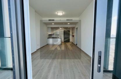 Apartment - 1 - 2 for rent in BLOOM TOWERS A - Bloom Towers - District 10 - Jumeirah Village Circle - Dubai