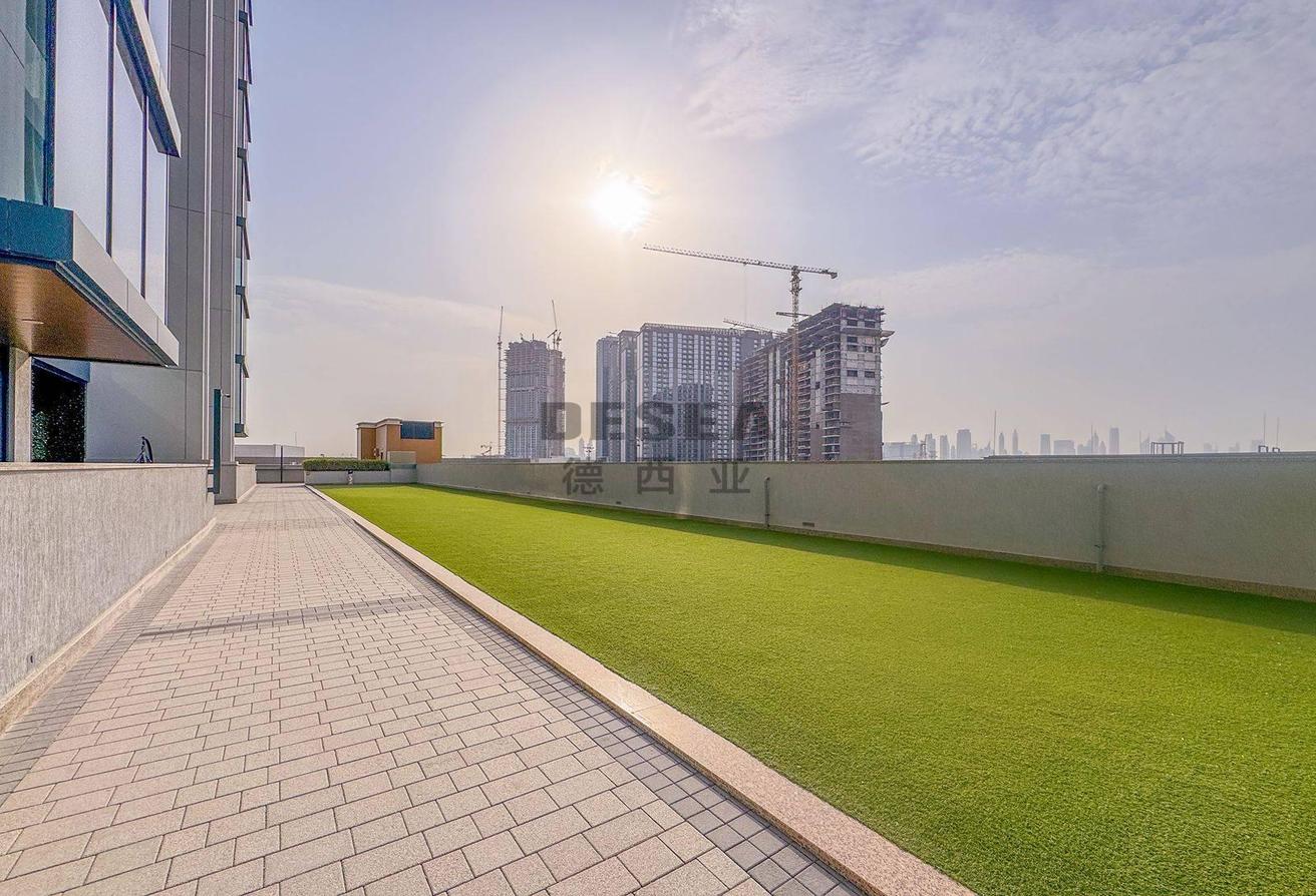 Creek & Downtown View | Modern Layout | Vacant photo 12