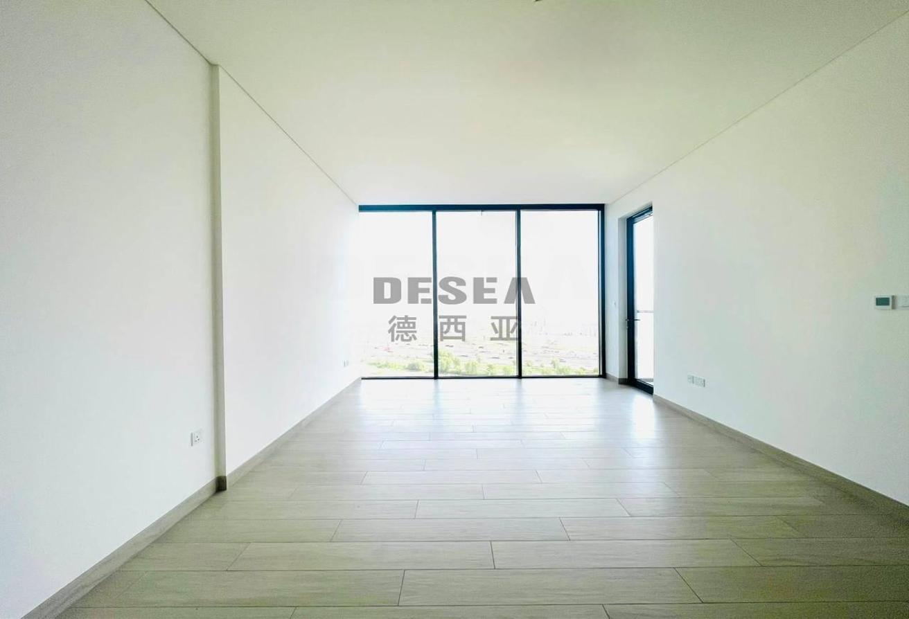 Creek & Downtown View | Modern Layout | Vacant photo 5