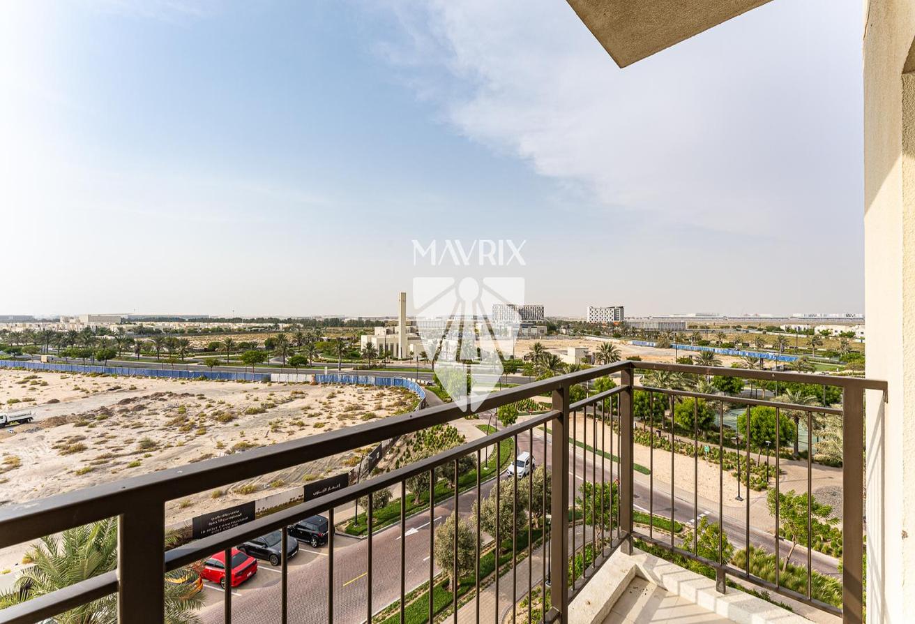 Chiller Free | Ready to Move In | Golf Park View photo 6