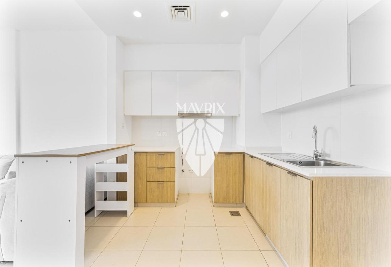 Chiller Free | Ready to Move In | Golf Park View photo 8
