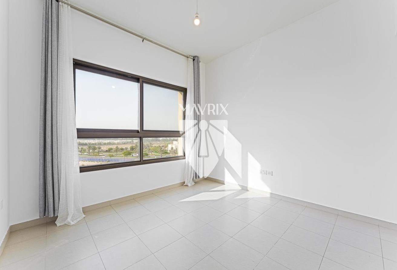 Chiller Free | Ready to Move In | Golf Park View photo 13