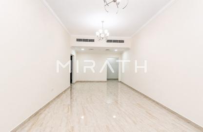 Apartment - 1 Bedroom - 2 Bathrooms for rent in Jumeirah Garden City - Al Satwa - Dubai