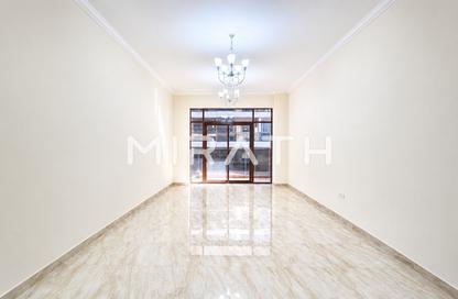 Apartment - 1 Bedroom - 2 Bathrooms for rent in Jumeirah Garden City - Al Satwa - Dubai