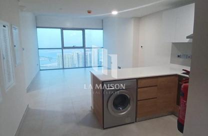 Apartment - 2 Bedrooms - 2 Bathrooms for sale in Radiant Square - City Of Lights - Al Reem Island - Abu Dhabi Apartment - 2 Bedrooms - 2 Bathrooms for sale in Radiant Square - City Of Lights - Al Reem Island - Abu Dhabi