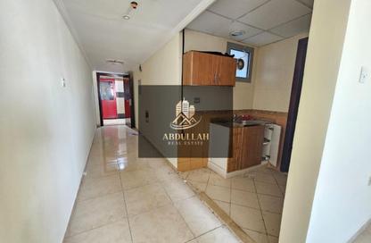 Apartment - Studio - 1 Bathroom for rent in Muwailih Building - Muwaileh - Sharjah