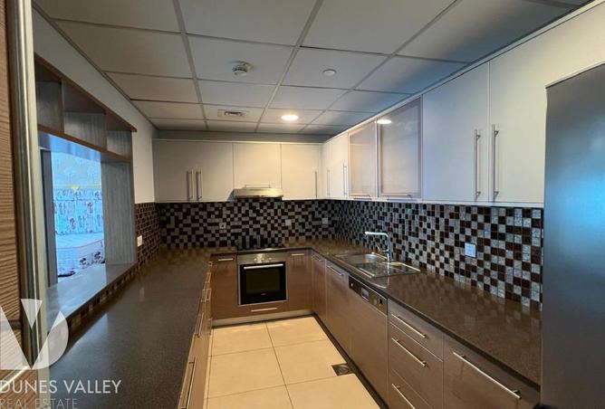 100386328 - Property Image 2