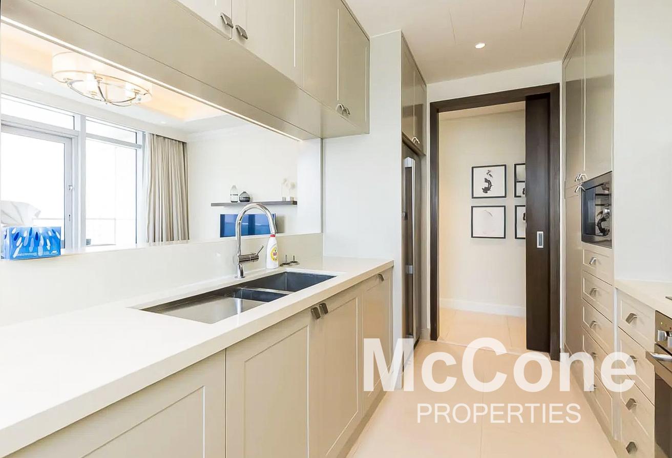 Vacant Now | Furnished | Burj Khalifa View photo 5