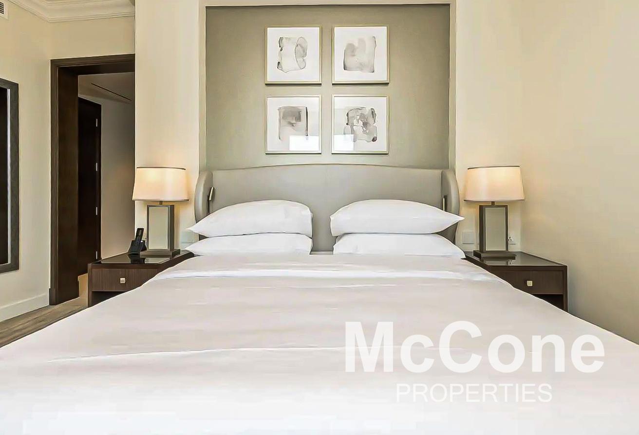 Vacant Now | Furnished | Burj Khalifa View photo 10