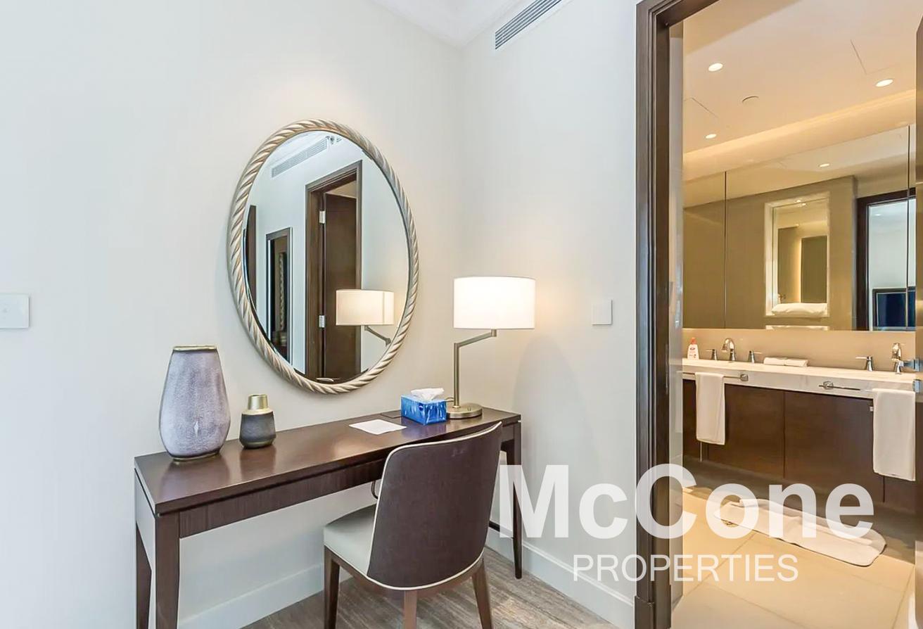 Vacant Now | Furnished | Burj Khalifa View photo 13