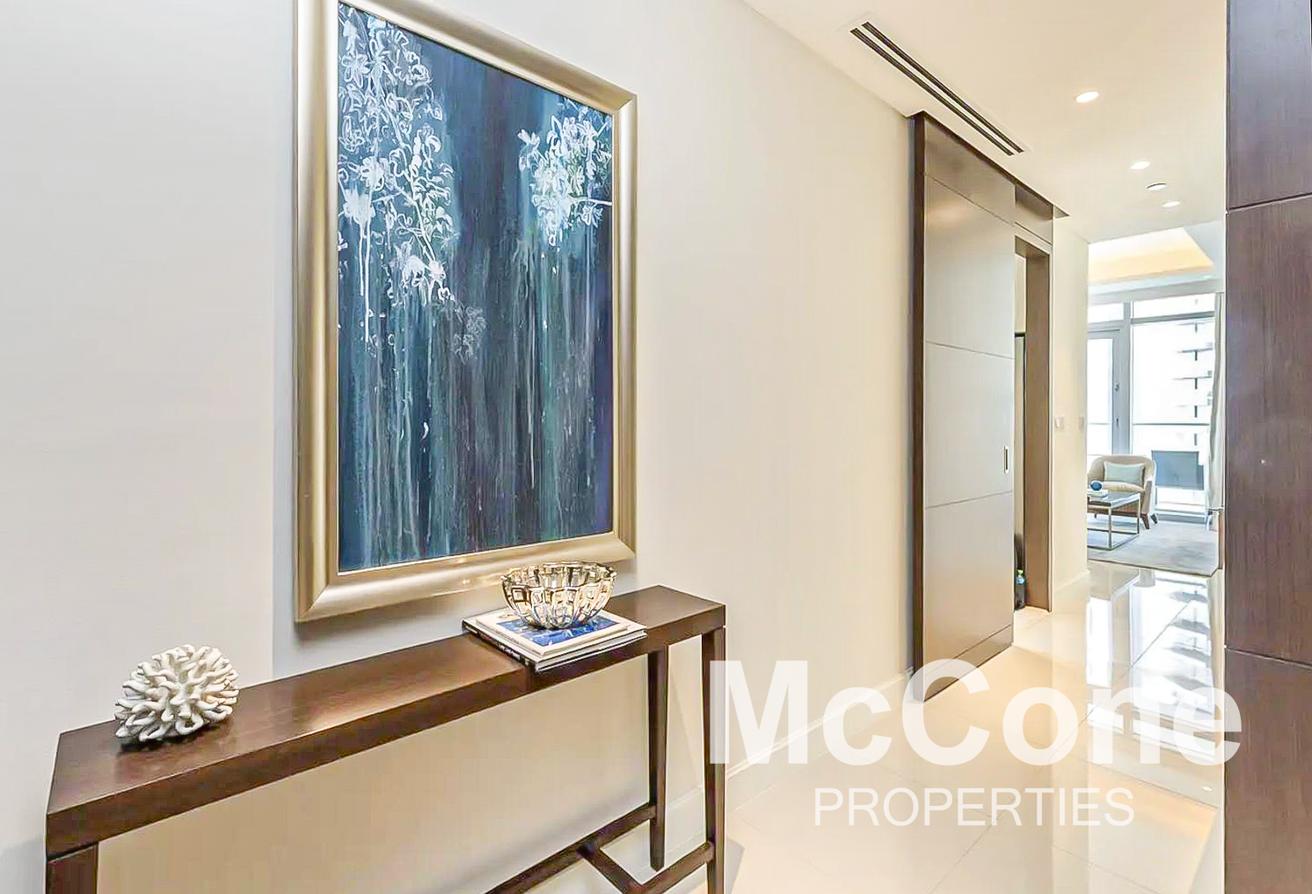 Vacant Now | Furnished | Burj Khalifa View photo 7