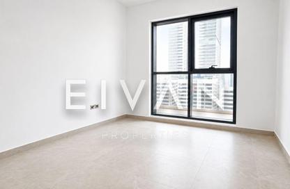 Apartment - 2 - 3 for rent in Iltemas Residence - Jumeirah Garden City - Al Satwa - Dubai
