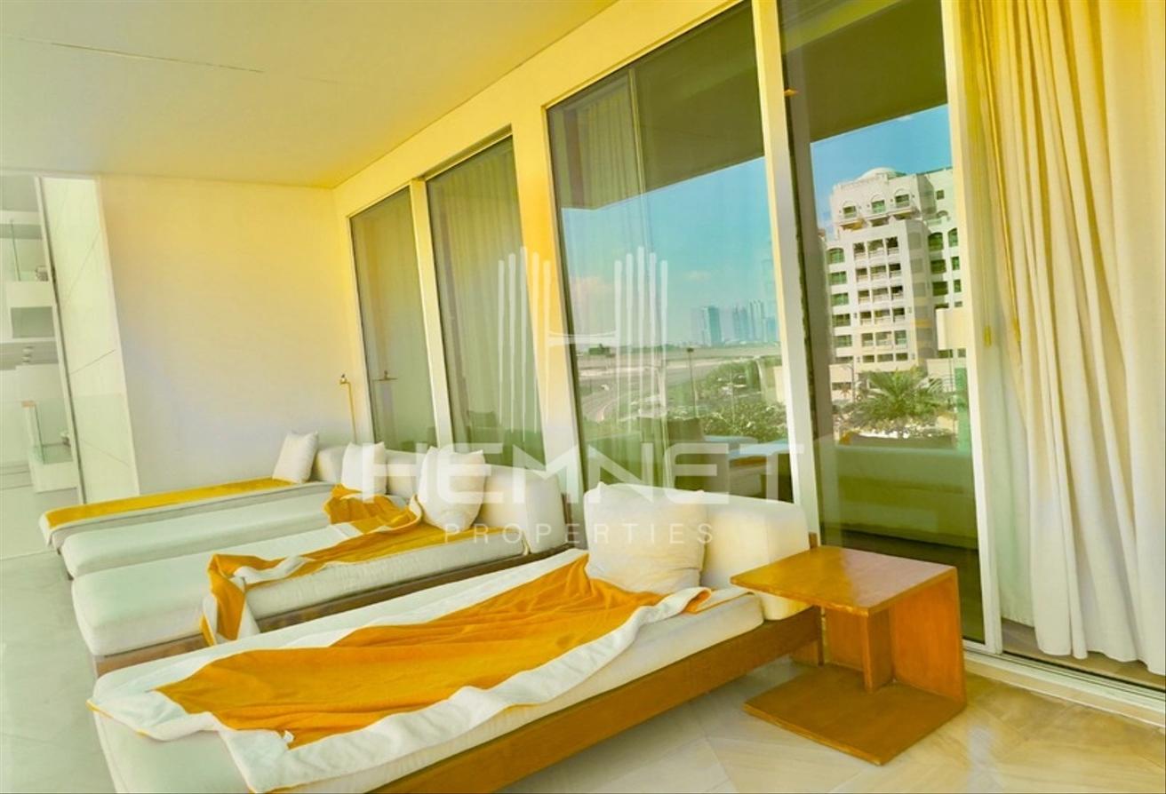 Luxurious Unit | Fully Furnished and Upgraded photo 20