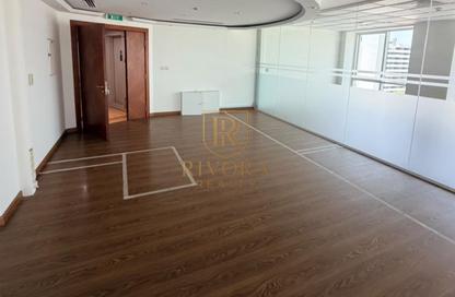 Office Space - Studio - 1 Bathroom for rent in Fairmont Hotel - Sheikh Zayed Road - Dubai Office Space - Studio - 1 Bathroom for rent in Fairmont Hotel - Sheikh Zayed Road - Dubai