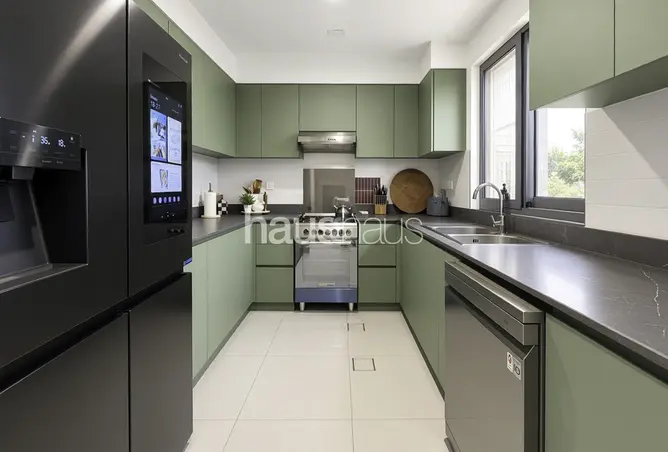 156005939 - Property Image 3