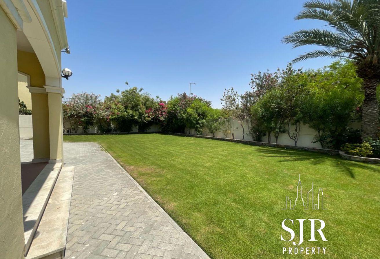 Large Plot | Quite Area | Vacant Now photo 12