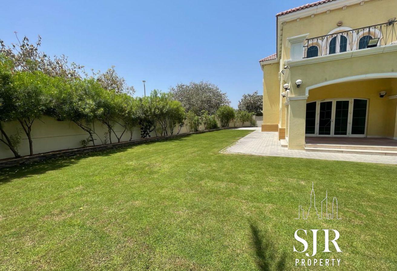 Large Plot | Quite Area | Vacant Now photo 11