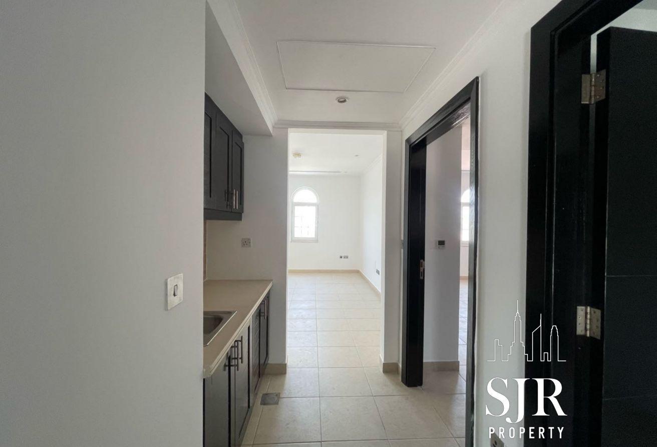 Large Plot | Quite Area | Vacant Now photo 8