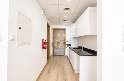 Apartment - Studio - 1 Bathroom for rent in Bloom Heights A - Bloom Heights - District 15 - Jumeirah Village Circle - Dubai