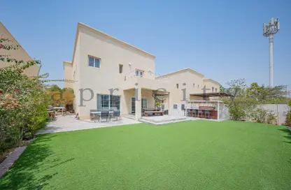 Villa - 3 Bedrooms - 4 Bathrooms for sale in Deema 4 - Deema - The Lakes - Dubai