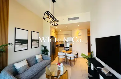 Apartment - 2 Bedrooms - 2 Bathrooms for rent in Burj Royale - Downtown Dubai - Dubai