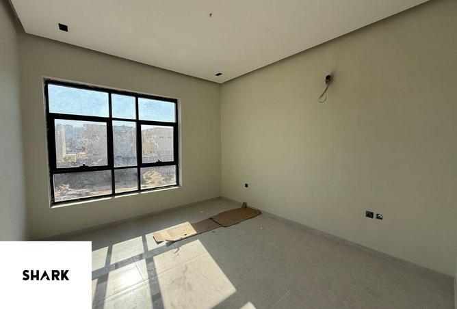 64042104 - صورة العقار 2